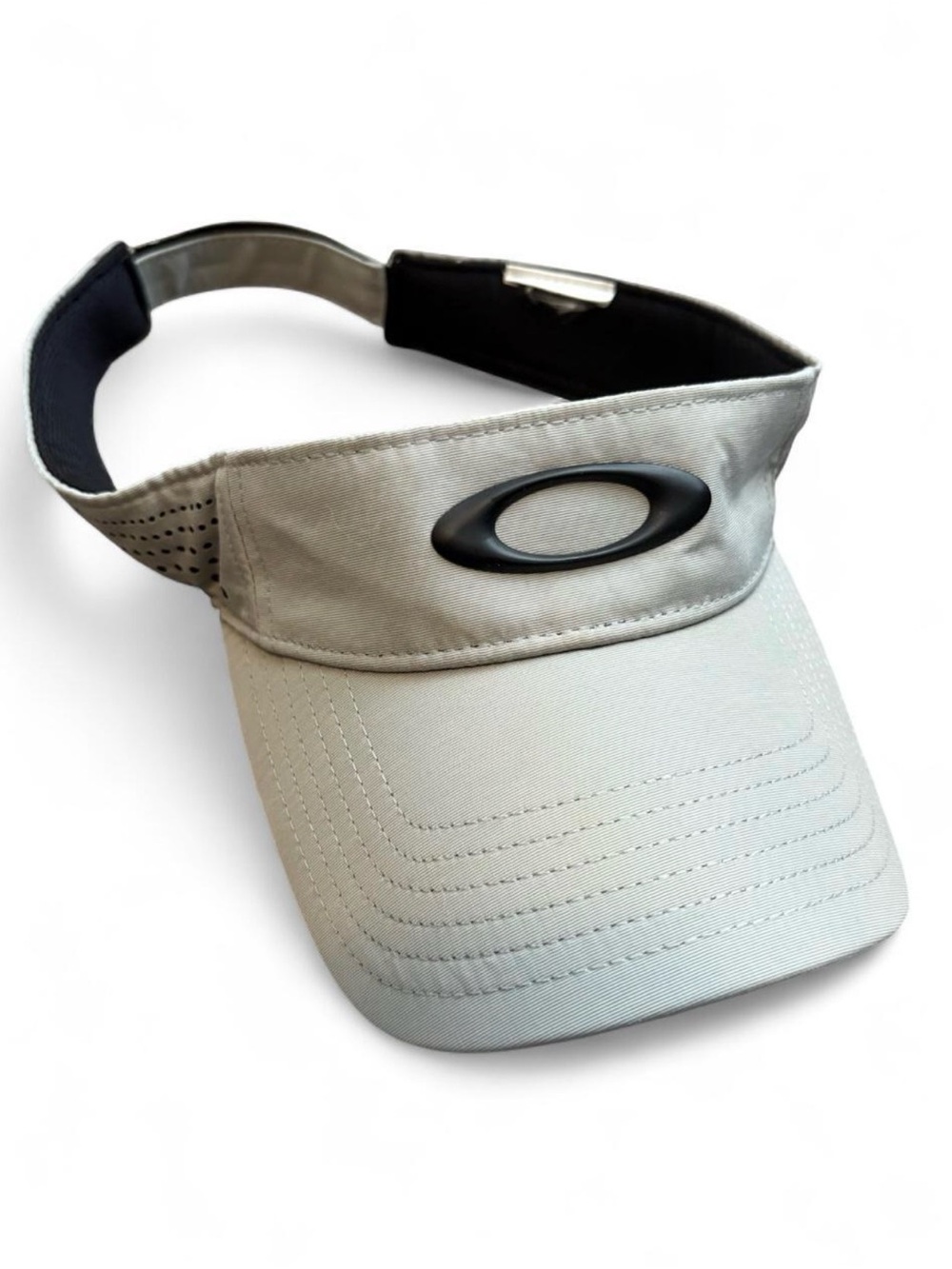 Oakley Game On Visor Hat Light Gray Black Ellipse Logo Laser Perforated OSFM